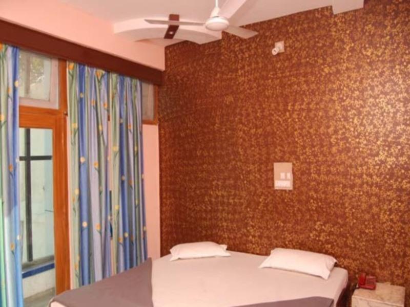 אודייפור Hotel Yatri מראה חיצוני תמונה